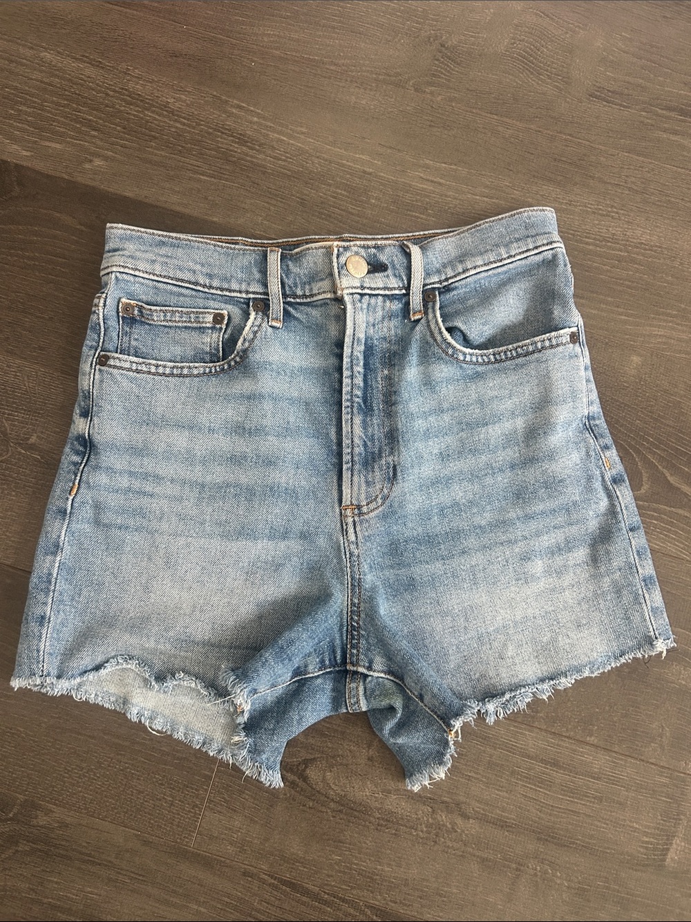 Aritzia Denim Forum Arlo Shorts